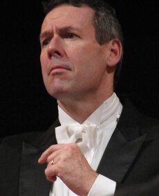 TravisCloseup.jpg